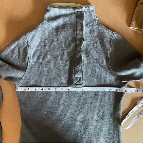 Wild Rye Women’s Long Sleeve Merino Blend Top Size 6 - Picture 8 of 9